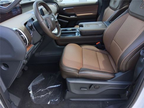 New 2027 Ford Expedition King Ranch AWD/4WD image 13