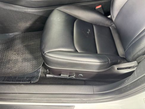 Used 2023 Tesla Model 3 Standard Range image 10