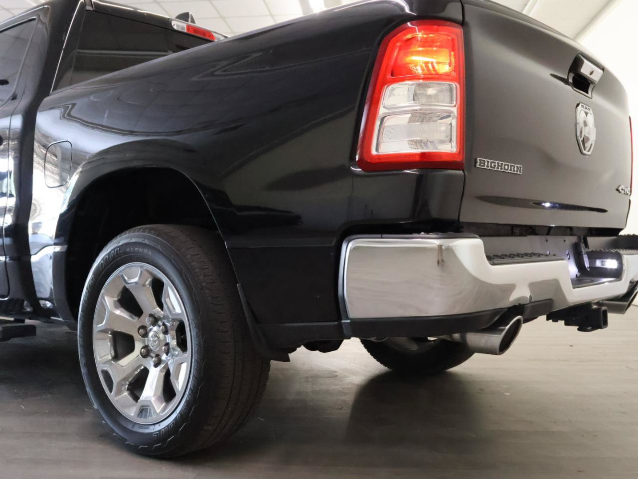 Used 2020 RAM 1500 Big Horn AWD/4WD image 7