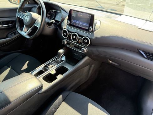Used 2023 Nissan Sentra SV image 17