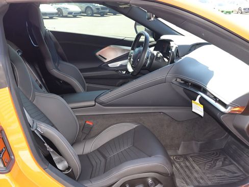 Used 2024 Chevrolet Corvette Z06 RWD image 26