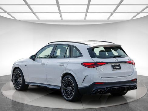 Used 2024 Mercedes-Benz GLC 43 AMG 4MATIC image 2