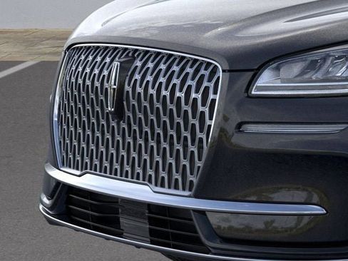 New 2026 Lincoln Corsair Premiere image 17