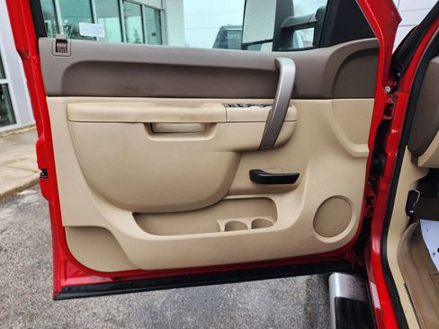 Used 2014 Chevrolet Silverado 2500 LT w/ Z71 Appearance Package AWD/4WD image 11