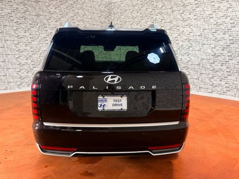 New 2026 Hyundai Palisade Calligraphy FWD image 8