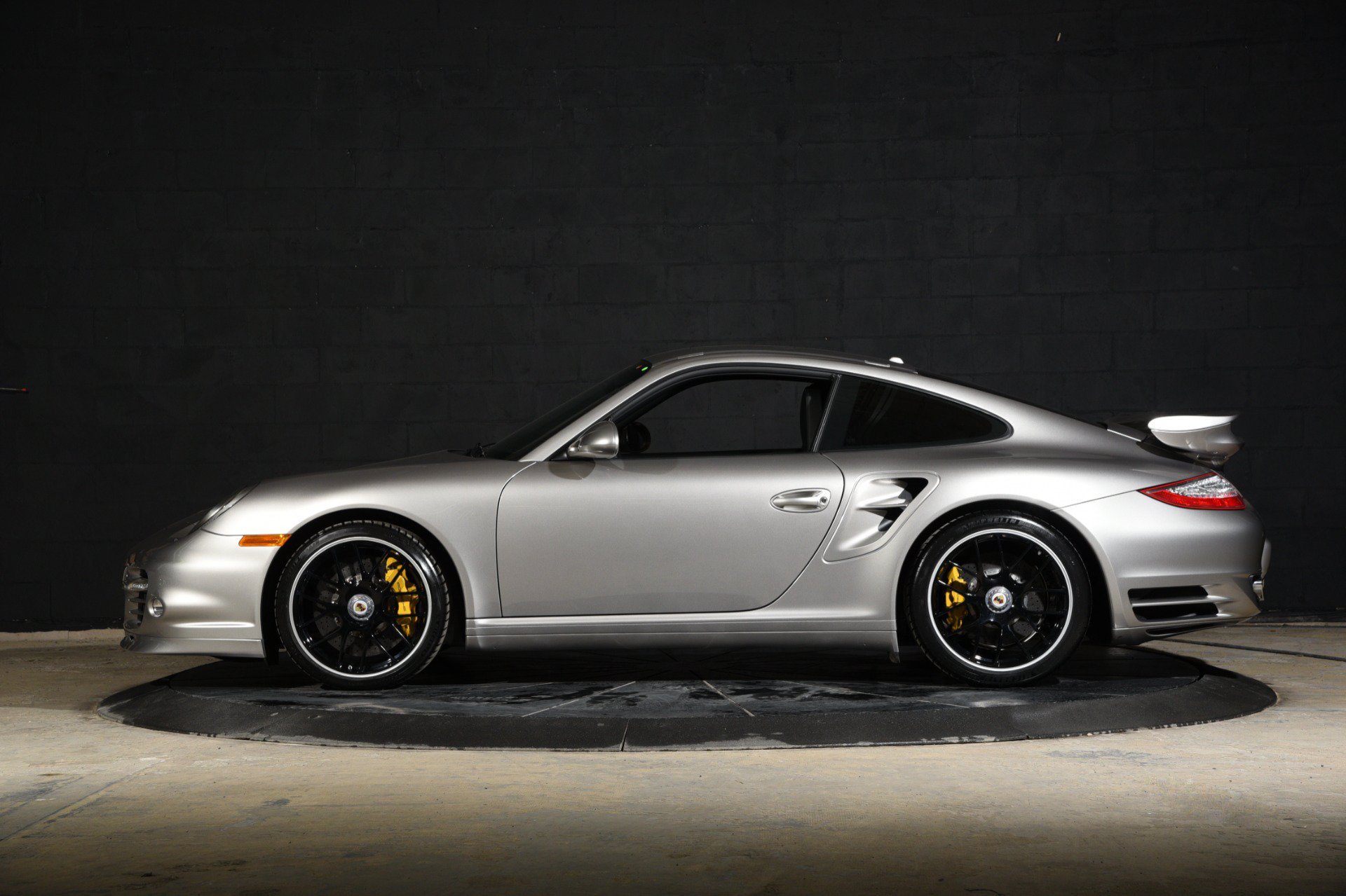 Used 2013 Porsche 911 Turbo S AWD/4WD image 18