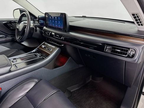Used 2025 Lincoln Aviator Reserve w/ Equipment Group 201A AWD/4WD image 32