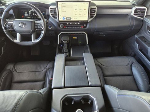 Used 2024 Toyota Sequoia Platinum image 14