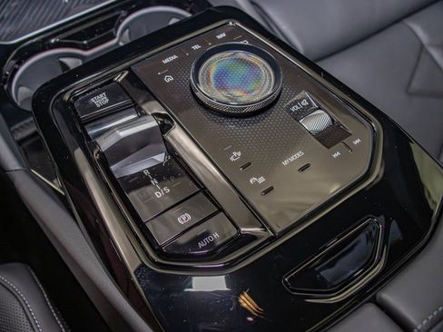 New 2026 BMW 540i xDrive w/ M Sport Package image 19