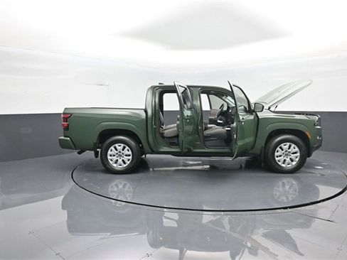 Used 2022 Nissan Frontier SV image 38