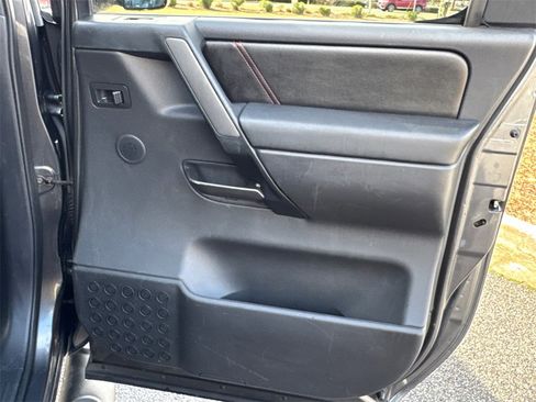 Used 2012 Nissan Titan PRO-4X image 15