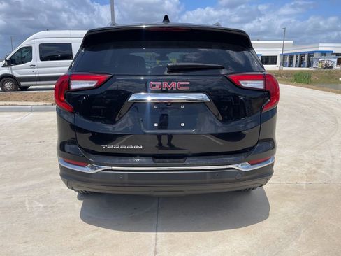 Used 2023 GMC Terrain SLT w/ LPO, Floor Liner Package image 6