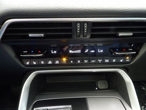 Certified 2026 MAZDA CX-90 3.3 Turbo w/ Premium Sport Pkg AWD/4WD image 36