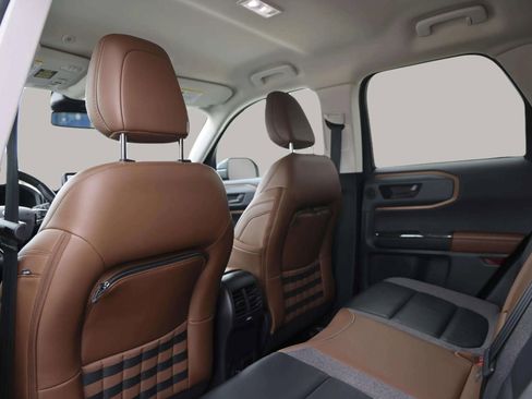 Used 2023 Ford Bronco Sport Outer Banks w/ Tech Package image 29