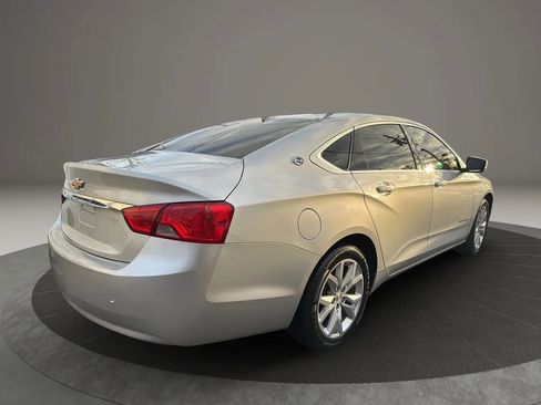 Used 2019 Chevrolet Impala LT FWD image 5