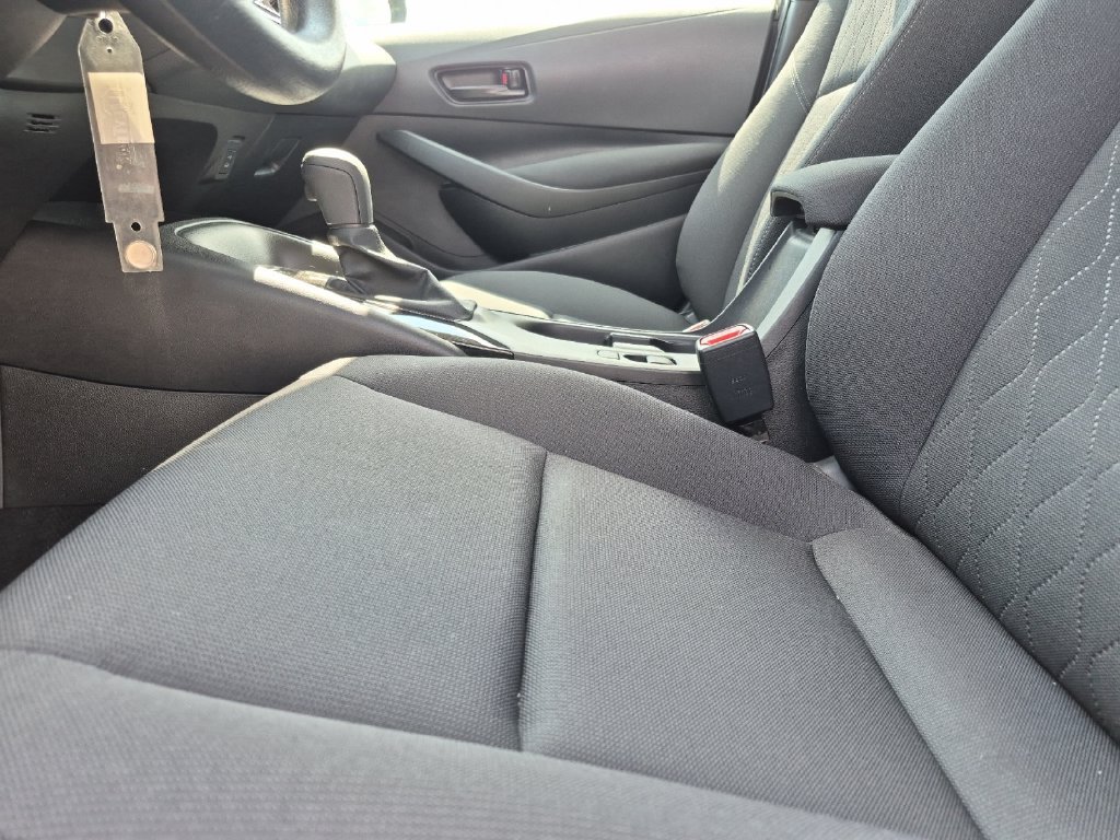 Used 2026 Toyota Corolla LE FWD image 10