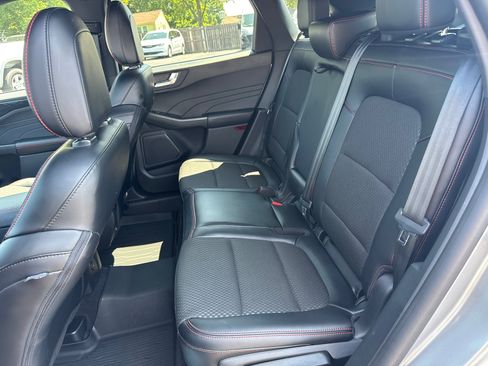Used 2023 Ford Escape ST-Line AWD/4WD image 6