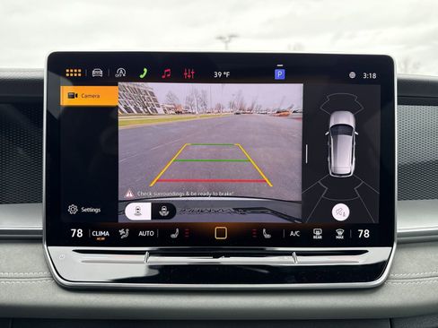 New 2026 Volkswagen Tiguan SE R-Line AWD/4WD image 18