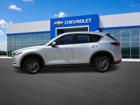 Used 2020 MAZDA CX-5 Touring FWD image 4