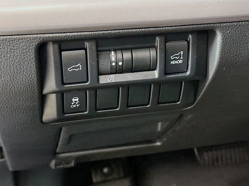 Used 2015 Subaru Outback 2.5i Premium AWD/4WD image 10