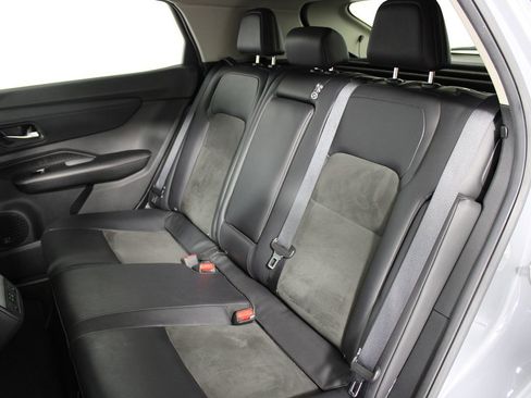 Used 2024 Nissan Ariya FWD image 24