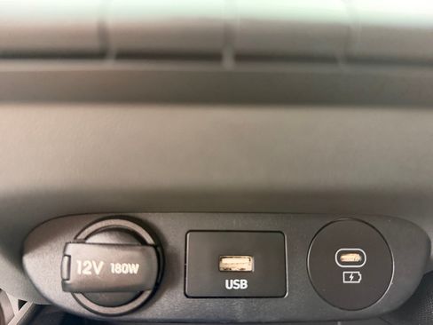 Used 2024 Hyundai Elantra SEL w/ Convenience Package FWD image 30