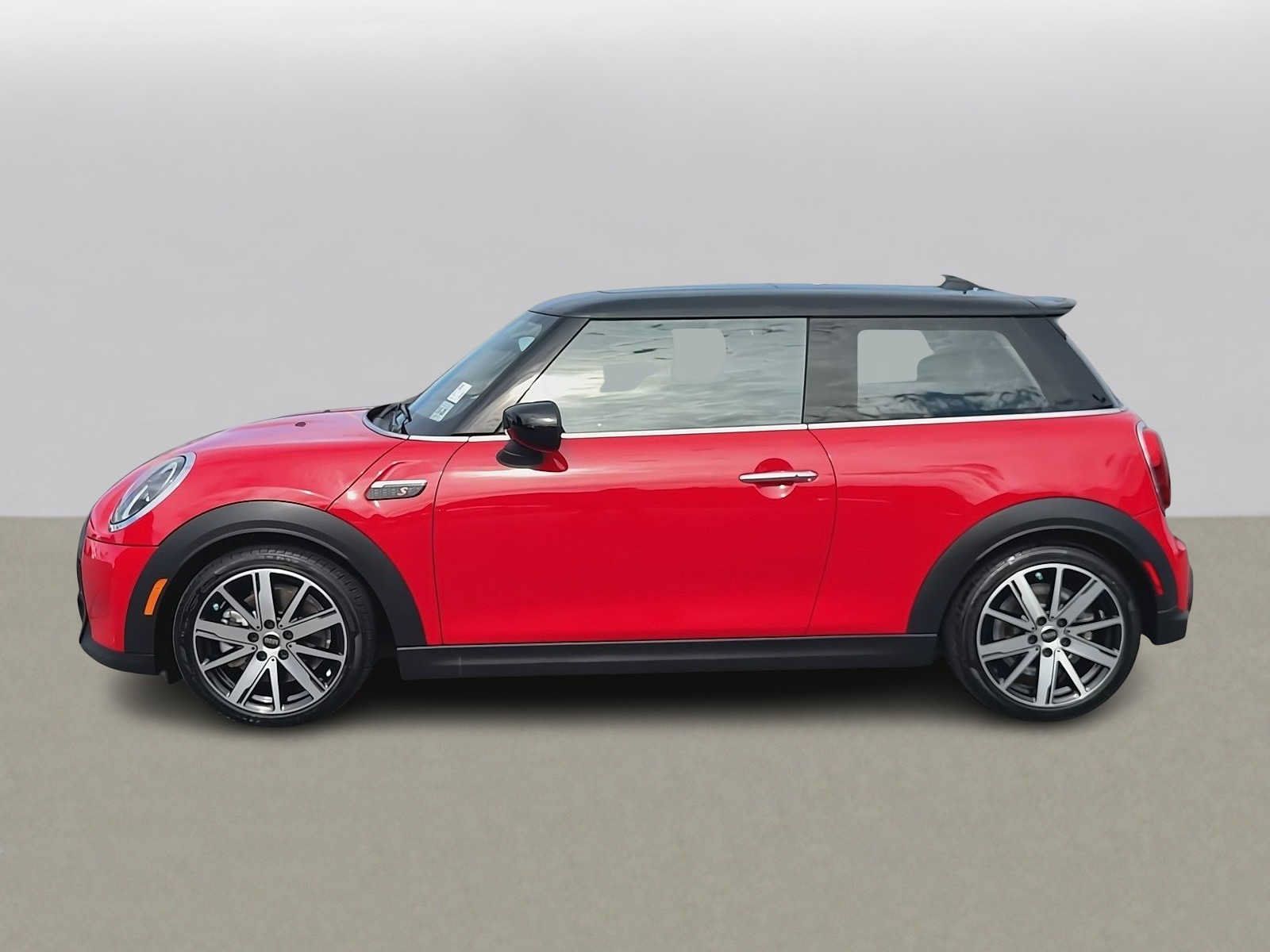 Used 2024 MINI Cooper S FWD image 5