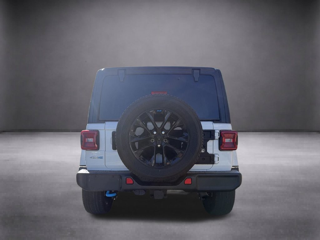 Used 2023 Jeep Wrangler Unlimited Sahara w/ Cold Weather Group AWD/4WD image 14