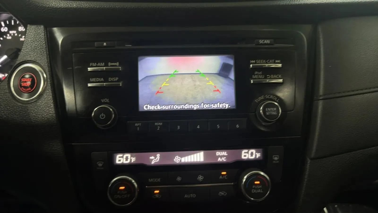 Used 2017 Nissan Rogue SV FWD image 15