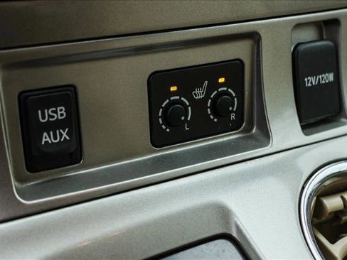 Used 2013 Toyota Highlander SE image 21