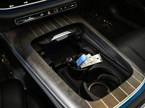 Certified 2025 Mercedes-Benz E 450 4MATIC Sedan w/ Multicontour Seating Package image 13