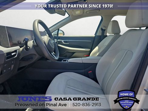 Used 2025 Hyundai Sonata SEL FWD image 8