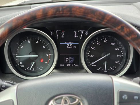 Used 2013 Toyota Land Cruiser AWD/4WD image 14