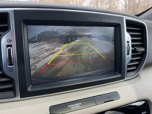 Used 2017 Kia Sportage SX image 32