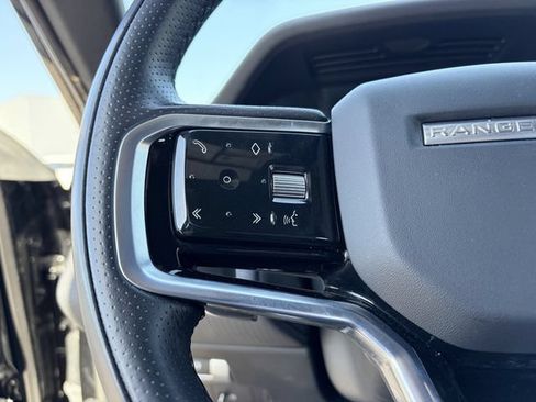 Used 2022 Land Rover Range Rover Evoque R-Dynamic S AWD/4WD image 8