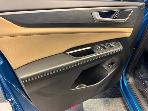 Used 2024 Volkswagen Atlas Cross Sport SE image 8