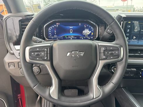 Used 2025 Chevrolet Silverado 2500 LTZ w/ LTZ Plus Package image 17