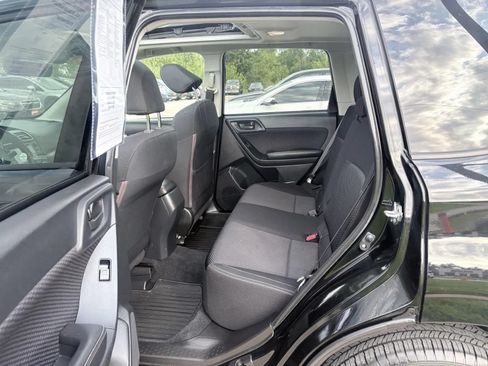 Used 2018 Subaru Forester 2.5i Premium AWD/4WD image 12