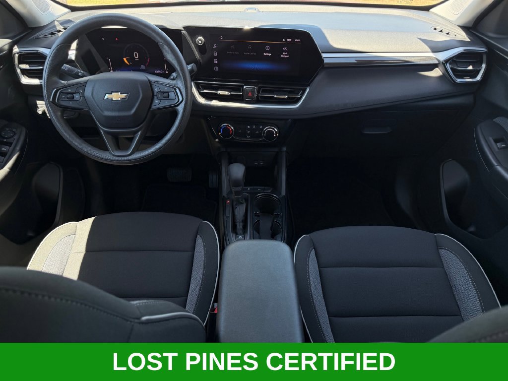 Used 2025 Chevrolet TrailBlazer LT FWD image 19