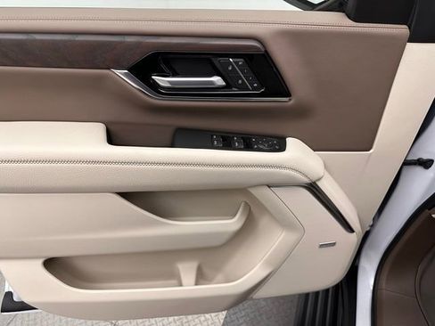 New 2026 GMC Yukon Denali image 16