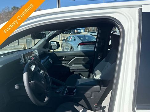 Used 2025 Toyota Tacoma TRD Sport image 9