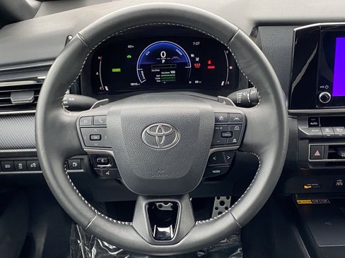 Certified 2025 Toyota Camry SE image 16