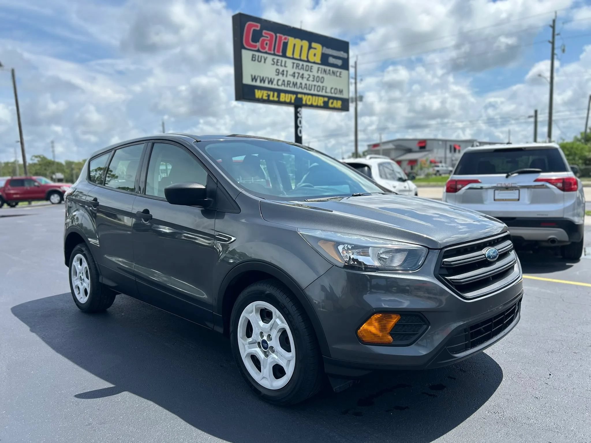 Used 2018 Ford Escape S FWD image 1