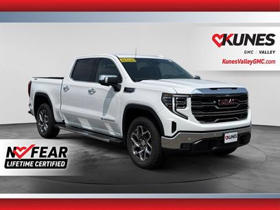 New 2026 GMC Sierra 1500 SLT w/ SLT Premium Plus Package