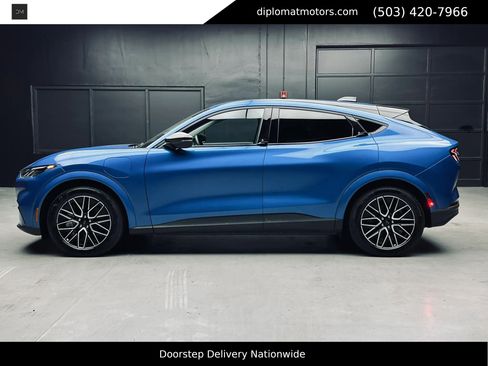 Used 2026 Ford Mustang Mach-E Premium AWD/4WD image 4