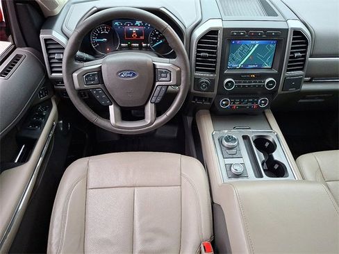 Used 2020 Ford Expedition Max XLT w/ Equipment Group 202A image 11