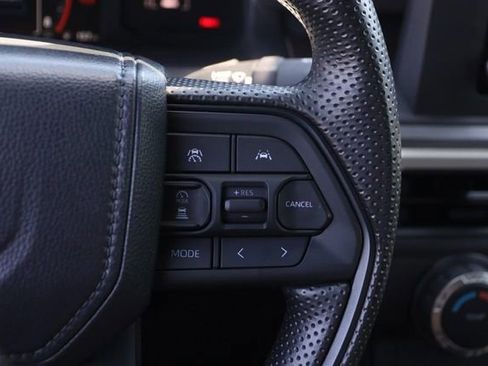 Used 2024 Toyota Tacoma SR5 AWD/4WD image 12