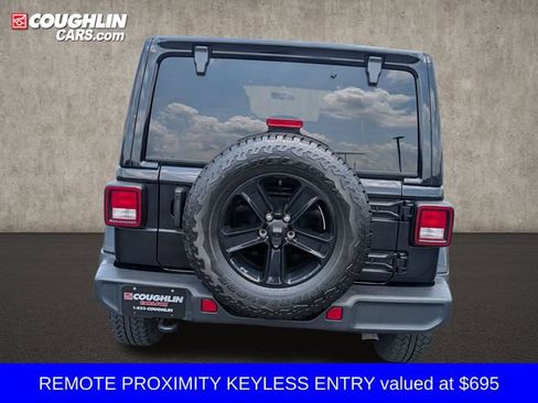 Used 2021 Jeep Wrangler Unlimited Sahara AWD/4WD image 7