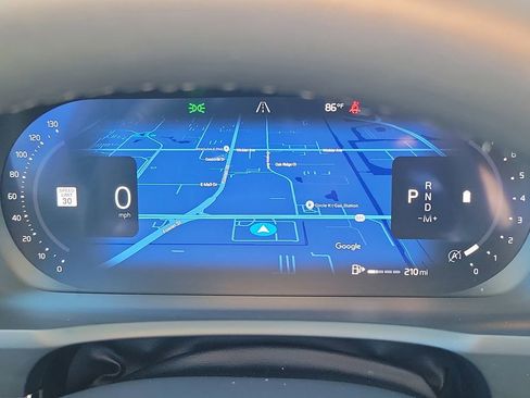 Certified 2025 Volvo XC90 B5 Plus image 29