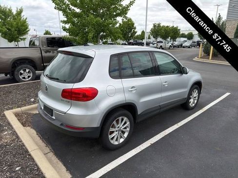 Used 2014 Volkswagen Tiguan SE FWD image 4